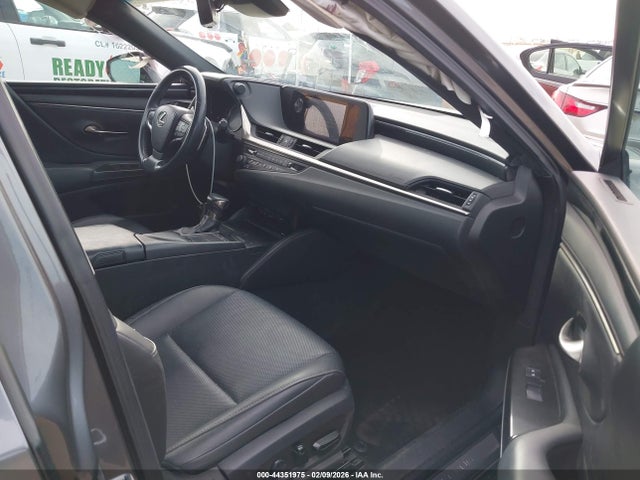 58ABZ1B10KU033946 Lexus ES 350
