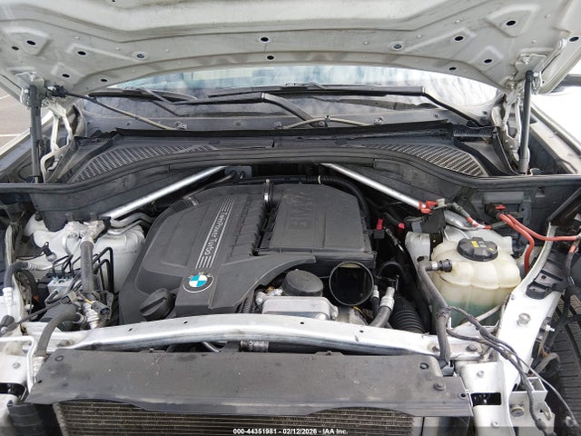 Продажа на аукционе авто 2016 Bmw X5 Xdrive35i, vin: 5UXKR0C54G0S90564, номер лота: 44351981
