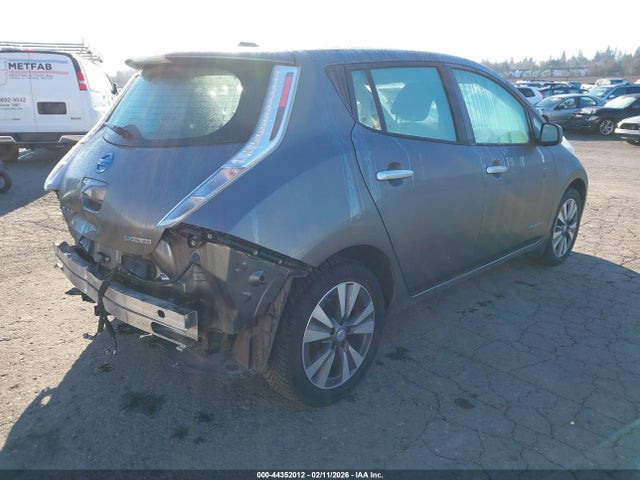 2015 NISSAN LEAF 1N4AZ0CP1FC315972 Photo 3