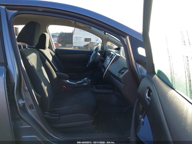 2015 NISSAN LEAF 1N4AZ0CP1FC315972 Photo 4