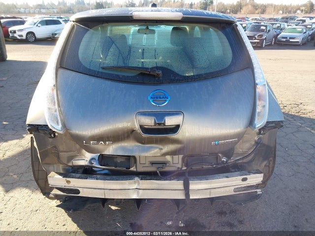 2015 NISSAN LEAF 1N4AZ0CP1FC315972 Photo 5