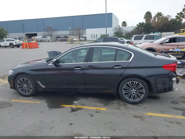 WBAJE5C30HG915150 BMW 540I