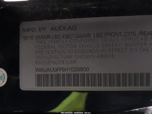 2017 AUDI A3 WAUAUGFF5H1028800 Photo 8