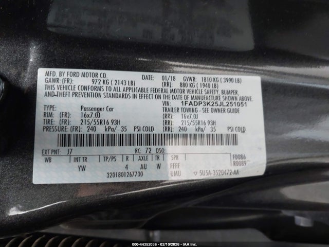 1FADP3K25JL251051 Ford FOCUS SE