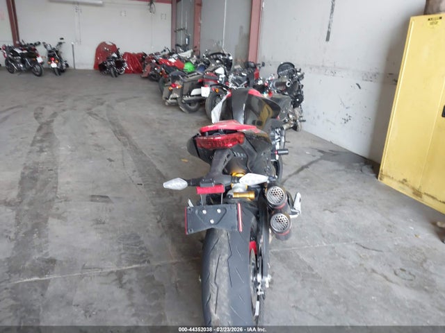 2025 DUCATI MONSTER ZDMMAMDT8SB010264 Photo 5