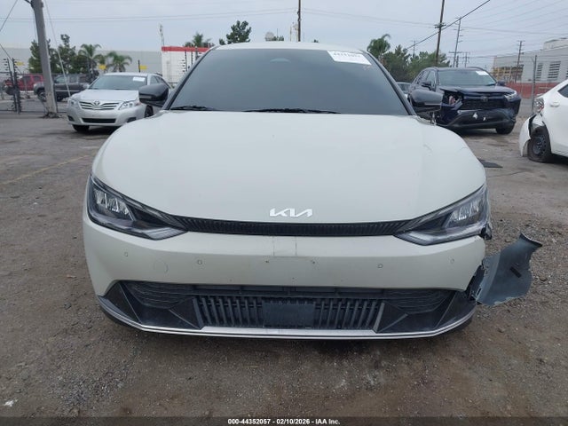 KNDC34LA1R5182422 KIA Ev6 Wind