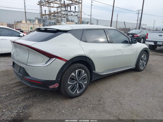 KNDC34LA1R5182422 KIA Ev6 Wind