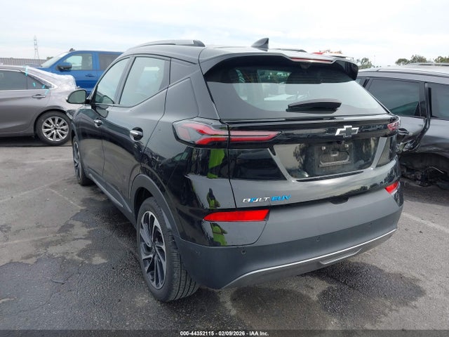 2022 CHEVROLET BOLT EUV 1G1FZ6S04N4109845 Photo 2