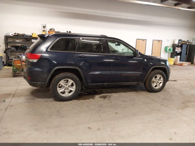 1C4RJFAG9HC889202 Jeep Grand Cherokee Laredo 4x4