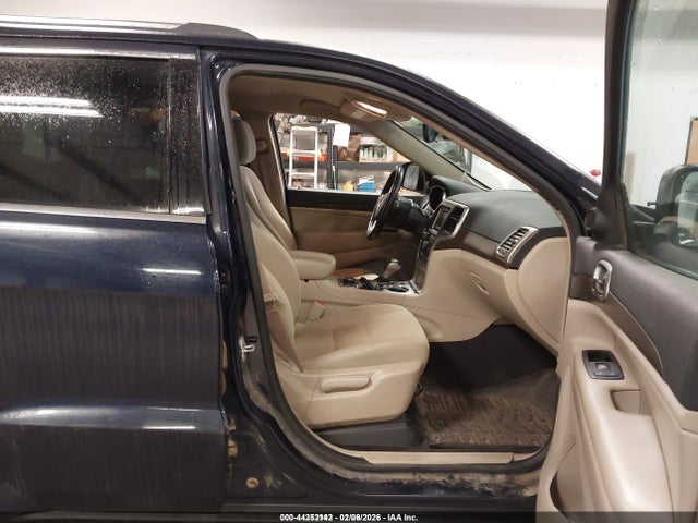 1C4RJFAG9HC889202 Jeep Grand Cherokee Laredo 4x4