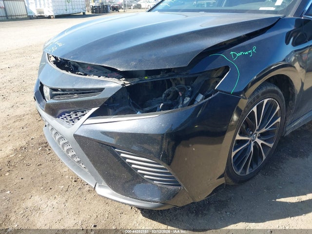 4T1B11HK1JU141473 Toyota CAMRY SE