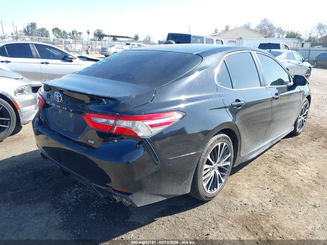 4T1B11HK1JU141473 Toyota CAMRY SE