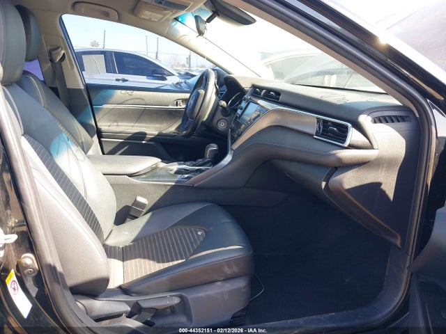 4T1B11HK1JU141473 Toyota CAMRY SE