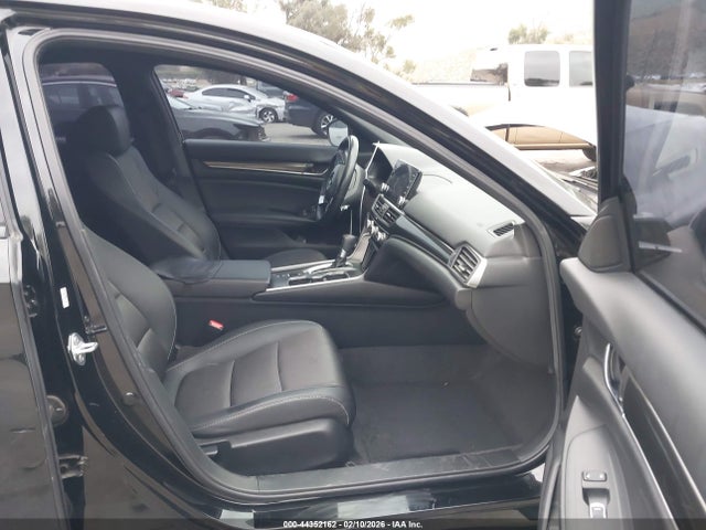 1HGCV1F34NA080542 Honda Accord Sport
