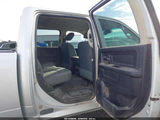 1C6RR7KG4GS369692 RAM 1500 Tradesman