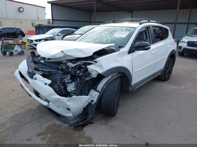 Toyota Rav4 Adventure 2018 2T3RFREV6JW696746 Image 2