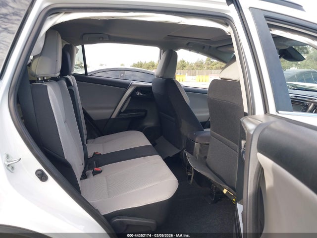 Toyota Rav4 Adventure 2018 2T3RFREV6JW696746 Image 8