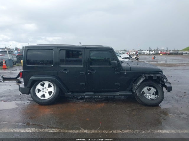 44352179 :رقم المزاد ، 1C4HJWEGXCL172452 vin ، 2012 Jeep Wrangler Unlimited Sahara مزاد بيع