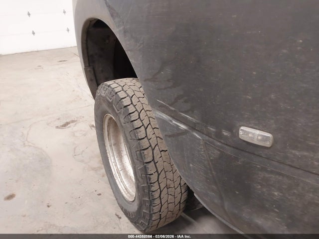 3C63RRGJ8MG686867 RAM 3500 Tradesman 4x4 8&#039; Box