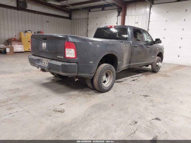 3C63RRGJ8MG686867 RAM 3500 Tradesman 4x4 8&#039; Box