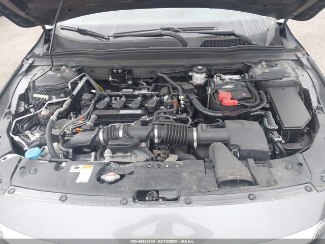 1HGCV1F19JA184288 Honda ACCORD LX