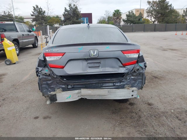1HGCV1F19JA184288 Honda ACCORD LX