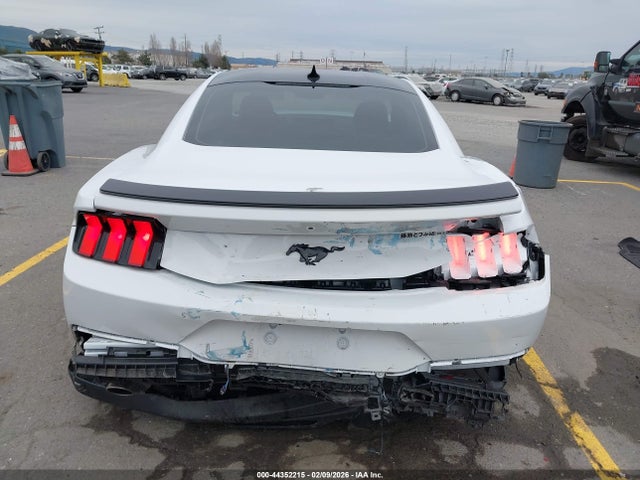 Ford Mustang Ecoboost Fastback 2025 1FA6P8TH3S5113328 Image 16