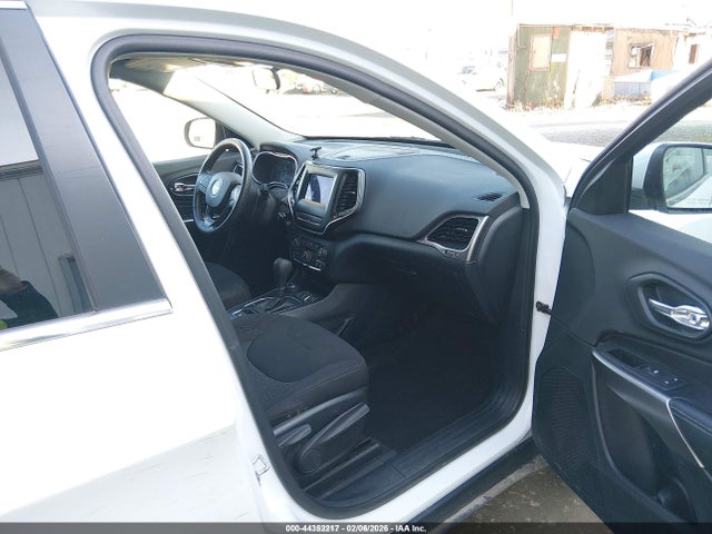 Jeep Cherokee Latitude 4x4 2019 1C4PJMCB2KD440314 Image 5