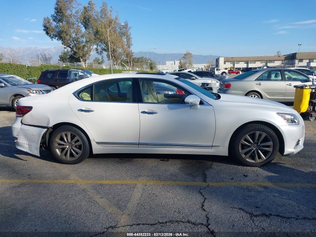 Продажа на аукционе авто 2015 Lexus Ls 460, vin: JTHBL5EF8F5138437, номер лота: 44352233