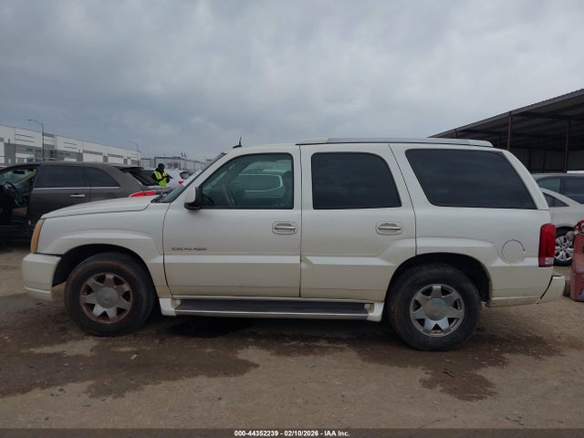Продаж на аукціоні авто 2004 Cadillac Escalade Standard, vin: 1GYEC63T44R100121, номер лоту: 44352239