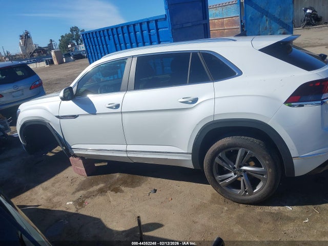 2024 Volkswagen Atlas Cross Sport 2.0t Sel R-line მანქანა იყიდება აუქციონზე, vin: 1V2AE2CA9RC235352, აუქციონის ნომერი: 44352248