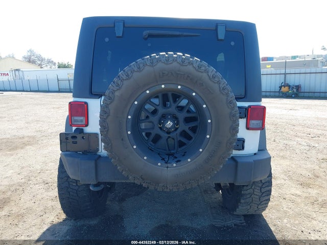 Jeep Wrangler Unlimited Rubicon 2014 1C4BJWFG3EL306502 Image 17