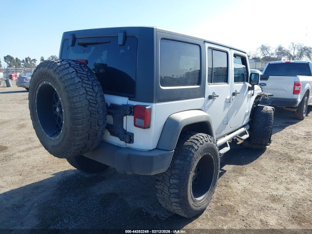 Jeep Wrangler Unlimited Rubicon 2014 1C4BJWFG3EL306502 Image 4