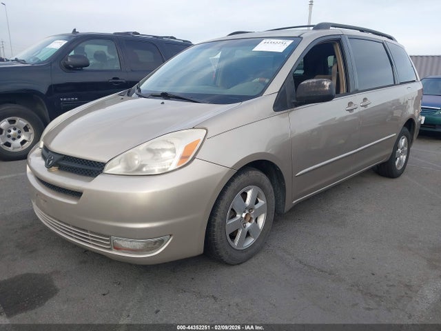 2005 TOYOTA SIENNA 5TDZA22C05S310953 Photo 1