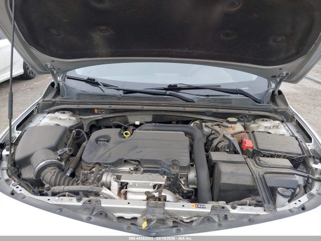 1G1ZD5ST5NF177088 Chevrolet Malibu Fwd Lt