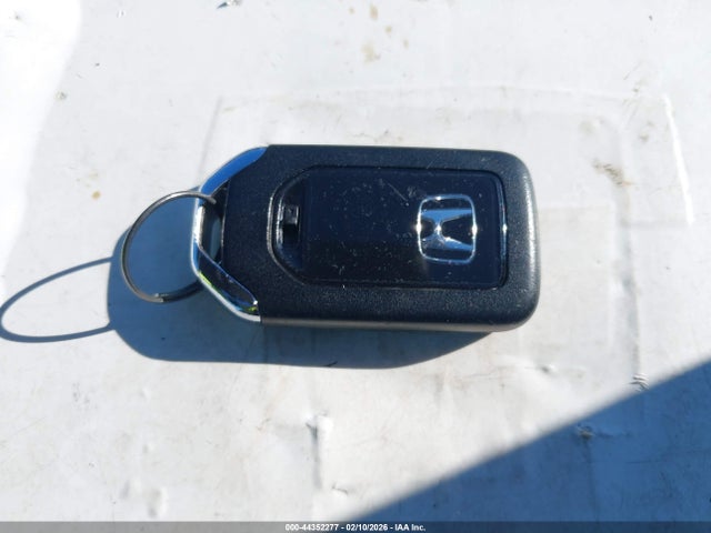 1HGCV1F16LA092915 Honda ACCORD LX