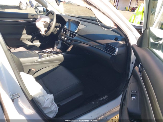 1HGCV1F16LA092915 Honda ACCORD LX