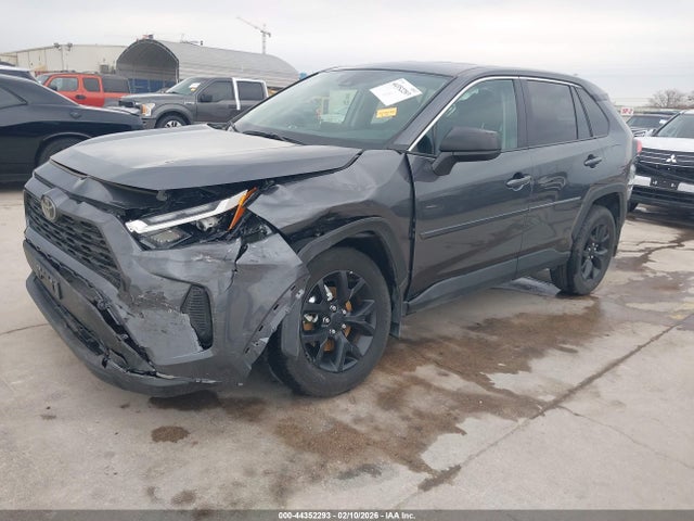 Toyota RAV4 LE 2025 2T3H1RFVXSC309112 Image 2