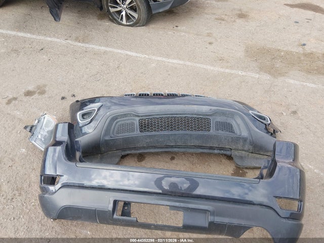 44352298 :رقم المزاد ، 1C4RJFAG5FC638495 vin ، 2015 Jeep Grand Cherokee Laredo مزاد بيع