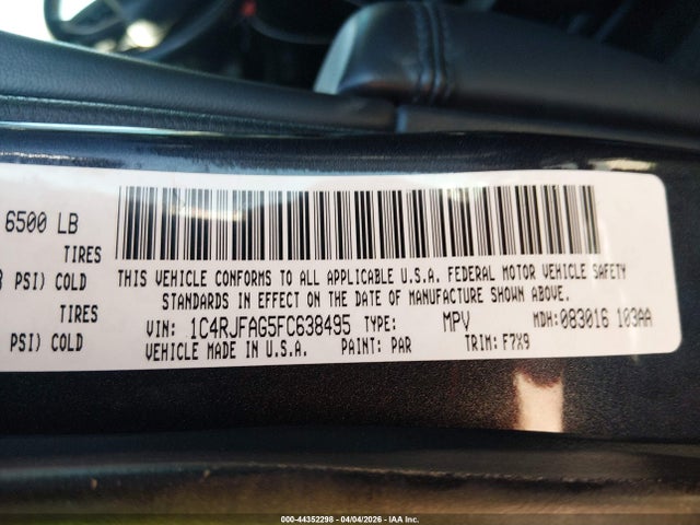 44352298 :رقم المزاد ، 1C4RJFAG5FC638495 vin ، 2015 Jeep Grand Cherokee Laredo مزاد بيع