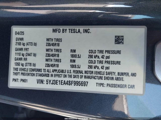 2025 TESLA MODEL 3 5YJ3E1EA4SF995697 Photo 8