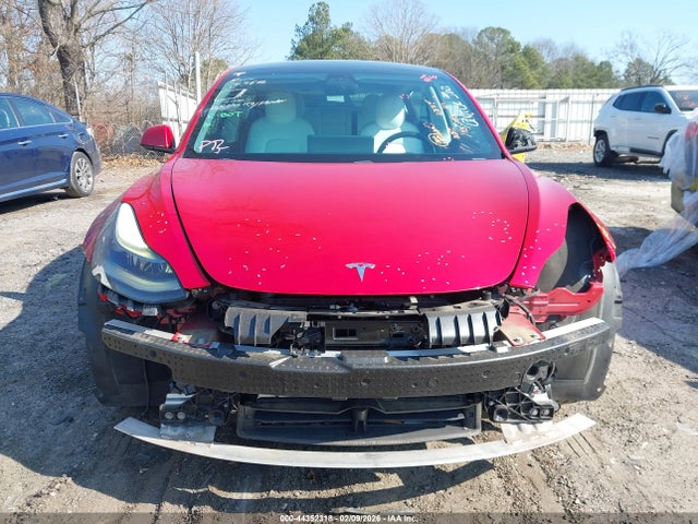 44352318 :رقم المزاد ، 5YJ3E1EA8MF978260 vin ، 2021 Tesla Model 3 Standard Range Plus Rear-wheel Drive مزاد بيع