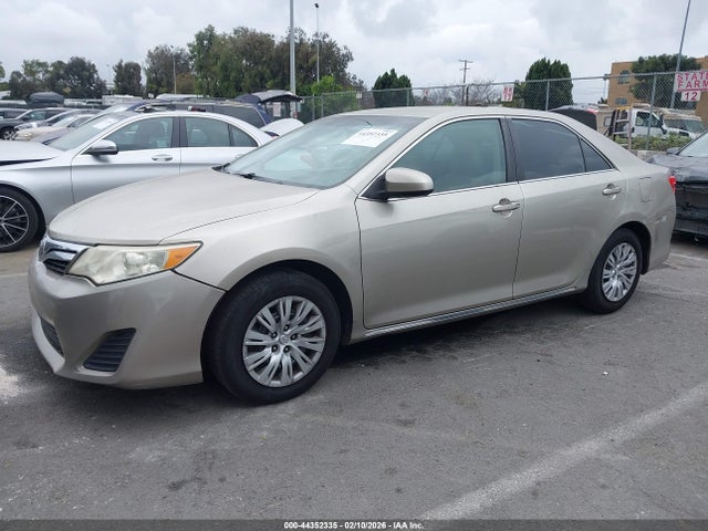 Toyota CAMRY LE 2014 4T4BF1FK3ER372018 Image 2