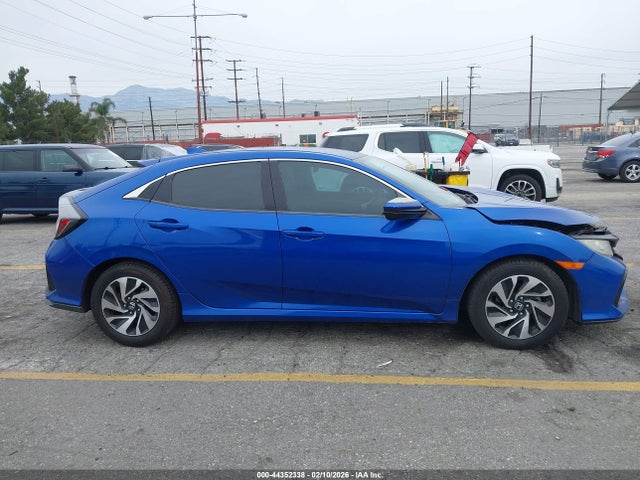 SHHFK7H28JU413496 Honda Civic Lx