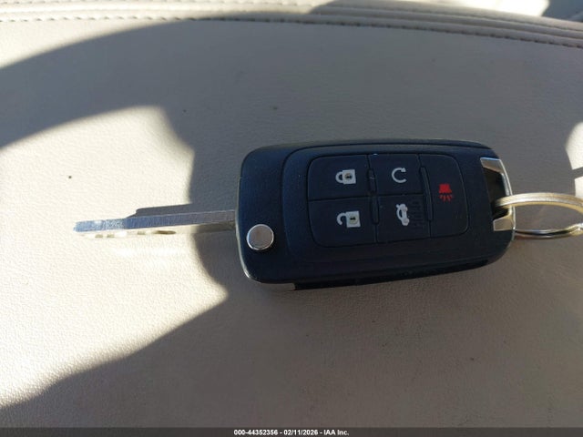 44352356 :رقم المزاد ، 1G4GF5G39FF160311 vin ، 2015 Buick Lacrosse Premium Ii مزاد بيع