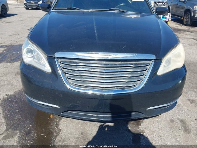 44352361 :رقم المزاد ، 1C3CCBBB0DN651608 vin ، 2013 Chrysler 200 Touring مزاد بيع