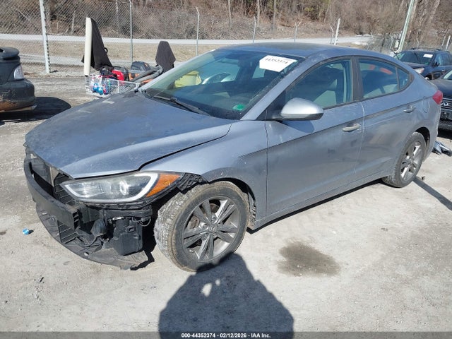 44352374 :رقم المزاد ، 5NPD84LF7HH015563 vin ، 2017 Hyundai Elantra Se مزاد بيع