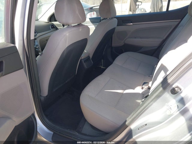 44352374 :رقم المزاد ، 5NPD84LF7HH015563 vin ، 2017 Hyundai Elantra Se مزاد بيع