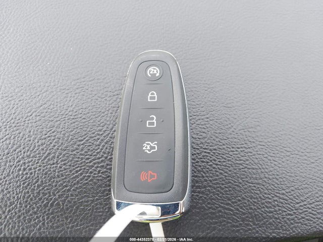 1FAHP2E81GG118462 Ford TAURUS SEL