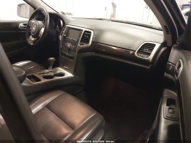 Продажа на аукционе авто 2013 Jeep Grand Cherokee Laredo, vin: 1C4RJFAG0DC569230, номер лота: 44352379